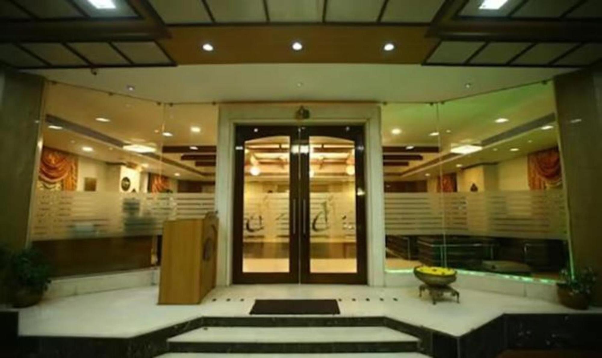 Fabhotel Prime Chennai Deluxe 外观 照片